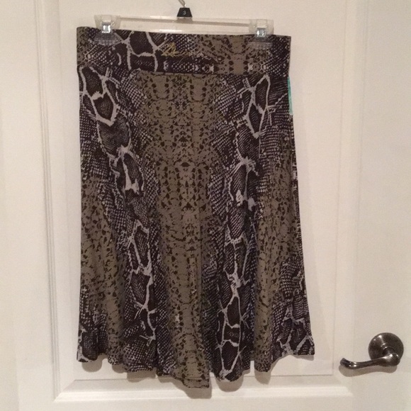 Desigual Midi Skirt (snake print) - Picture 6 of 6